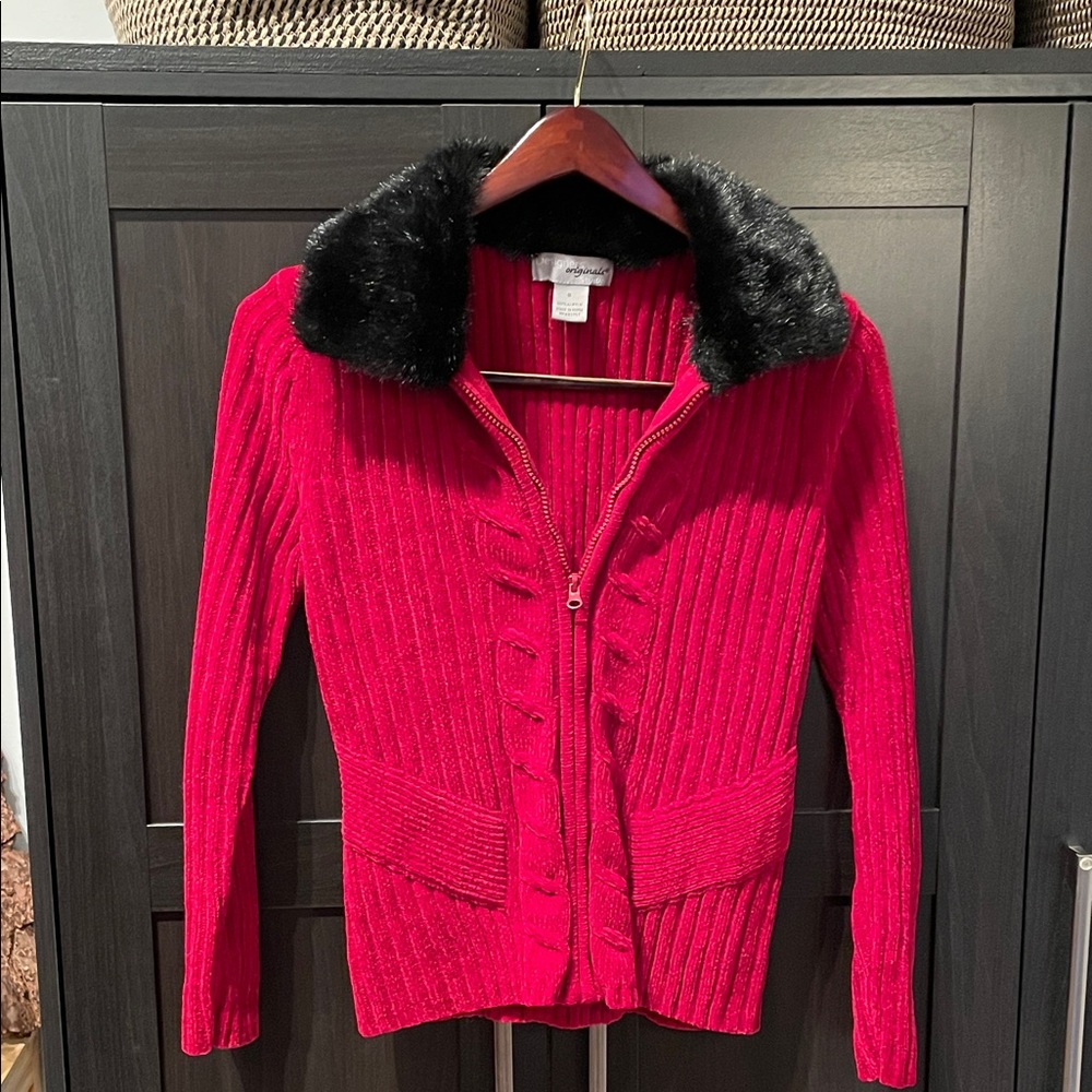 ❤️DESIGNER’s ORIGINAL STUDIO Red ZIPPER Sweater with Black Faux Fur Collar